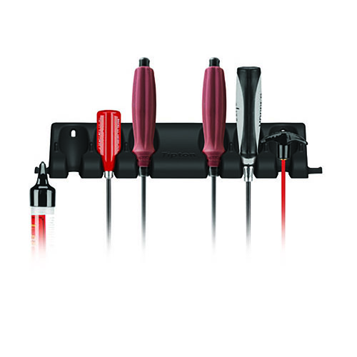 Organisiere deine Reinigungsstäbe mit dem Tipton® Cleaning Rod Rack, das bis zu sechs Stäbe hält und zusätzliche Zubehörhaken bietet. Robuste Konstruktion inklusive Montagematerial!