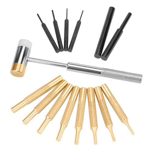 Das Wheeler Hammer- und Punch-Set enthält einen Polymer/Brass-Hammer, 8 präzise Brass-Punches, 4 Stahl-Punches und 2 Plastik-Punches in einem praktischen Koffer.