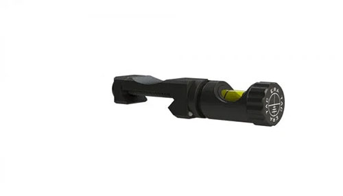 Der ERATAC Adapter mit Bubble Level sorgt für perfekte vertikale Ausrichtung, schützt das Glaslevel und ermöglicht eine flexible Montage auf beiden Seiten.