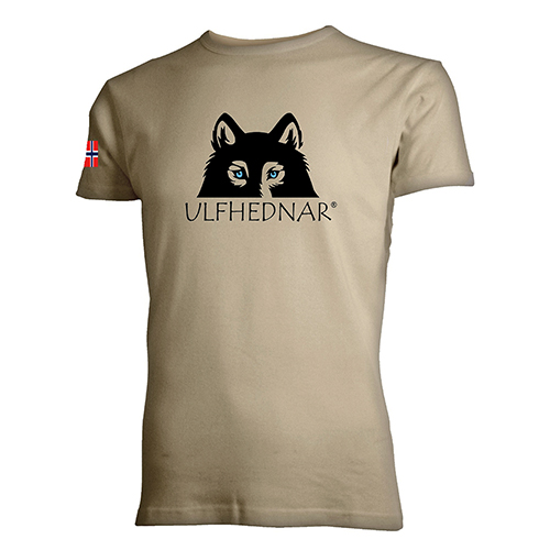 Das Ulfhednar T-Shirt mit dem auffälligen Wolfslogo ist aus bequemem Baumwollmaterial (220g/m²) und ergänzt perfekt deine Ausrüstung.