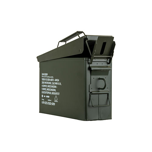Die BW Ammo Can Size 1 von German Tactical Systems bietet sicheren, staub- und feuchtigkeitsgeschützten Stauraum mit einem robusten Design und praktischem Tragegriff.