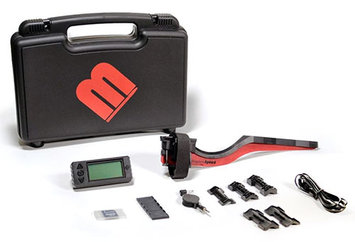 Das MagnetoSpeed V3 Ballistik-Chronograph-Kit passt auf Läufe und Schalldämpfer von 1/2 bis 2 Zoll Durchmesser und bietet extra Platz für längere Mündungsbremsen.