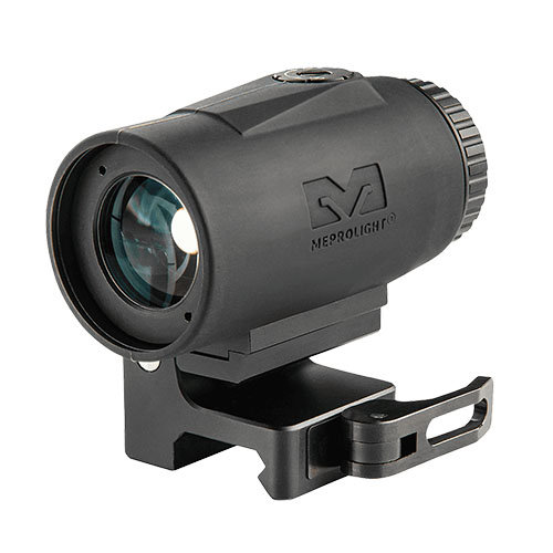 Der Meprolight MMX3 3x Magnifier bietet dir eine leichte, kompakte Lösung für verbesserte Zielidentifikation ohne Nachjustierung und mit schnellem Flip-Mount.