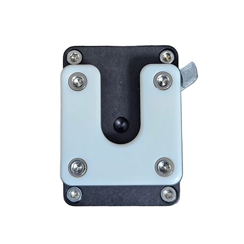 Der OBI Clamp Lock W/Locking bietet eine sichere, vielseitige Montage für dein Gear mit stabiler Befestigung, flexibler Ausrichtung und MOLLE-Kompatibilität.