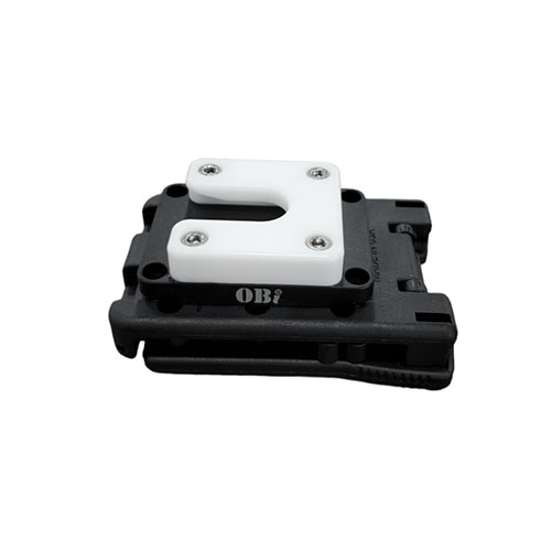 Der OBI Clamp Lock mit TEK-LOK bietet eine sichere Befestigung für Rucksäcke oder Gürtel, ermöglicht flexibles Montieren von Zubehör und ist schnell einsatzbereit.