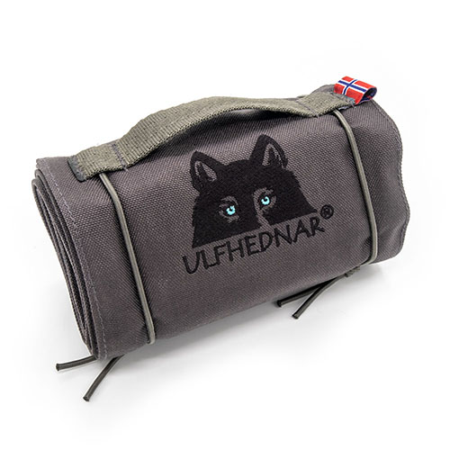Der ULFHEDNAR Ammunition Roll bietet platzsparende und sichere Aufbewahrung für 60 Schuss, aus robustem Cordura. Deine Patronen sind immer griffbereit!
