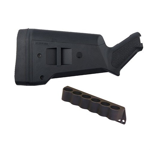 Der MOSSBERG 500 SGA Buttstock mit 6-Rd Shotshell Holder bietet anpassbare Ergonomie, hohe Haltbarkeit und schnelle taktische Nachladefähigkeit.
