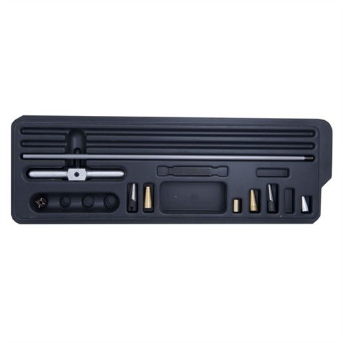 .32 Intermediate Chamfering Kit sorgt für eine saubere, vibrationsfreie Fase und verhindert Ablagerungen. Enthält alles aus dem Basic Kit plus einen 90° Facing Cutter.