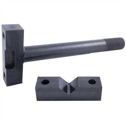 Die UNIVERSAL RIFLE ACTION WRENCH von BROWNELLS schützt deinen Receiver und verteilt Drehmomente gleichmäßig, um teure Schäden zu vermeiden. Ideal für die meisten Gewehre!