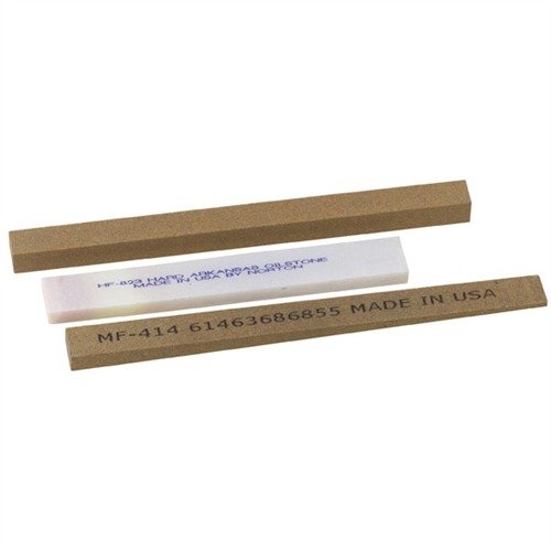 Mit dem COLT SINGLE ACTION HAND SLOT STONING KIT kannst du rauhe Stellen im Rahmen der Single Action Army bearbeiten und den Abzugswiderstand deutlich reduzieren.