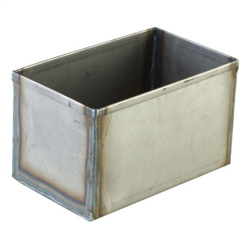 Der QUARTER TANK ist perfekt für das NitreBlue Bluing von Handfeuerwaffen und kleinen Teilen, hält 1 Gallone Lösung und hat robuste, geschweißte Nähte.