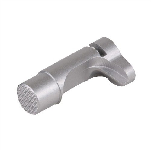 Der 1911 Extended Tactical Magazine Release ermöglicht schnellere Magazinwechsel und bietet durch die längere Taste besseren Grip, ohne an der Kleidung zu hängen.