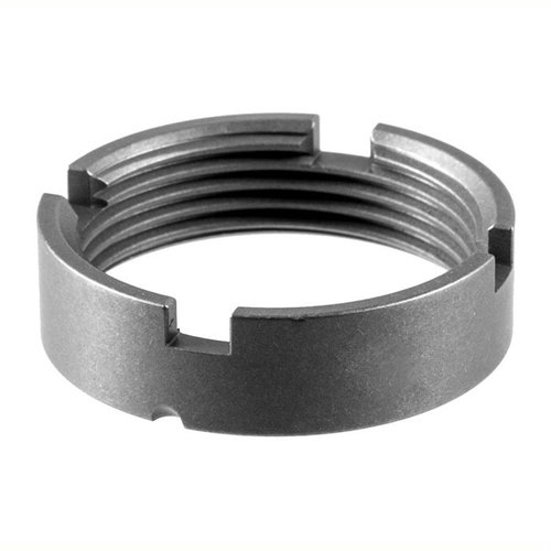 Der AR-15 Castle Nut aus Titan ist leicht (9,7g), mil-spec kompatibel und lässt sich einfach mit einem Multi-Tool anbringen. Erhältlich in Roh-Titan oder Ionbond Schwarz.