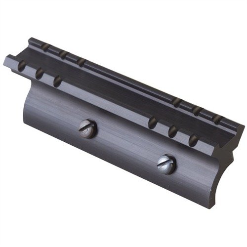 Mit der MOSSBERG .22 RIMFIRE M22 SUPER SIDE SCOPE MOUNT kannst du einfach Full-Size-Scopes und Red-Dot-Optiken auf deinem Vintage-Gewehr montieren.