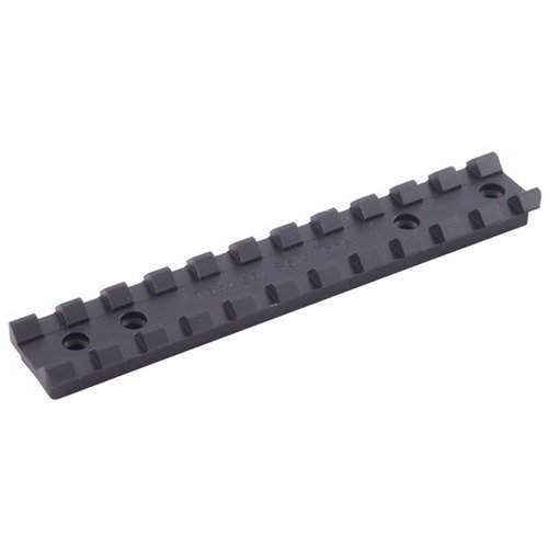 Die RUGER® 10/22® Picatinny Scope Mount aus leichtem 6061 T6 Aluminium bietet Flexibilität für verschiedene Zieloptiken und ist langlebig dank Hardcoat-Anodisierung.