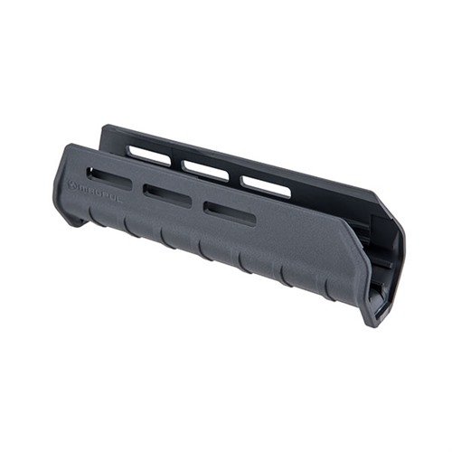Der MOE M-LOK Forend für die Mossberg 590/590A1 bietet dir eine erweiterte Modularität, verbesserte Handhabung und ist kompatibel mit M-LOK Zubehör.