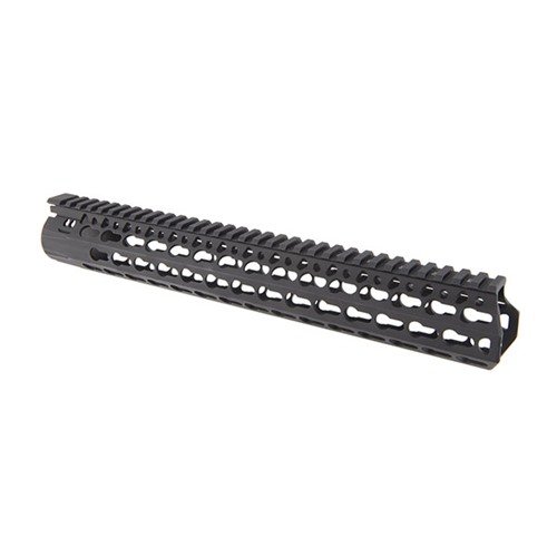 Der BCM KMR Alpha Handguard von Bravo Company bietet eine freie Laufmontage für bessere Präzision, viele KeyMod™ Slots und eine robuste, leichte Aluminiumkonstruktion.