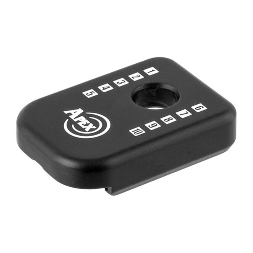 Die J-Plate ersetzt die Originalbasisplatte der Magpul GL9 PMAG für Glock®, ist aus 6061 Aluminium, leicht zu installieren und verbessert schnelle Magazinwechsel.