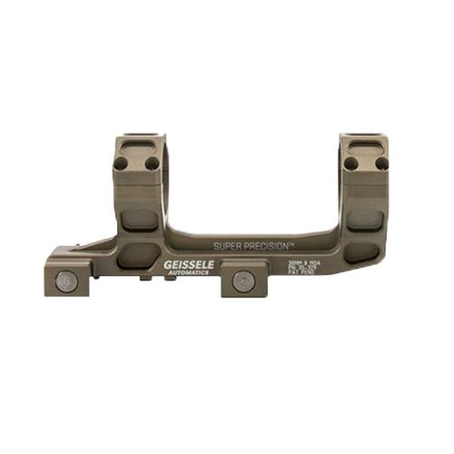 Die Geissele Super Precision AR-15 Montagen bieten maximale Stabilität, 1.400 Pfund Klemmkraft und präzise Passform für eine sichere Optikmontage.