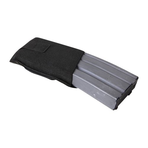 Der TEN-SPEED M4 Magazin Pouch von Blue Force Gear ist leicht, bequem und bietet schnellen Zugriff auf ein M4-Magazin, ideal für deine Ausrüstung!