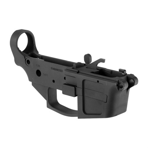 Baue deine eigene PCC mit dem AR-15 MIKE-9 Billet Lower Receiver! Kompatibel mit Glock-Magazinen, aus 7075-T6 Aluminium und mit lebenslanger Garantie.