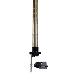 Der Lee Universal Case Feeder automatisiert die Hülsenförderung für Pro 1000 und Load Master, steigert die Produktion und ist mit vielen Patronen kompatibel.