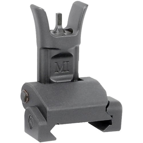 Die Midwest Industries AR-15 Combat Folding Front Sight bietet eine kompakte, langlebige und mil-spec konforme Zielhilfe, die sich einfach montieren und verstauen lässt.
