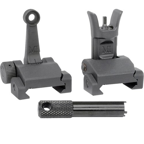 Das AR-15 Combat Rifle Folding Sight Set von Midwest Industries bietet robuste, leichte Back-up-Visiere mit präzisen 1.5 MOA und 2 MOA Anpassungen.