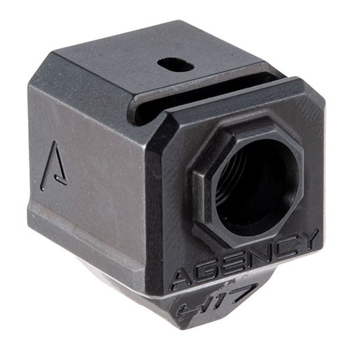 Der Agency Arms 417 Compensator hat ein 1/2x28 Gewinde, einen oberen Abluftport und ermöglicht den Transfer deiner Frontsicherung. Kompatibel mit Glock 17, 19 und 34.
