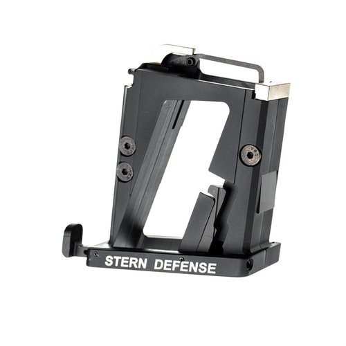 Mit dem Stern Defense AR-15 9mm Conversion Adapter kannst du dein AR-15 einfach auf 9mm umstellen und beliebte Pistolenmags nutzen – schnell installiert und leicht!