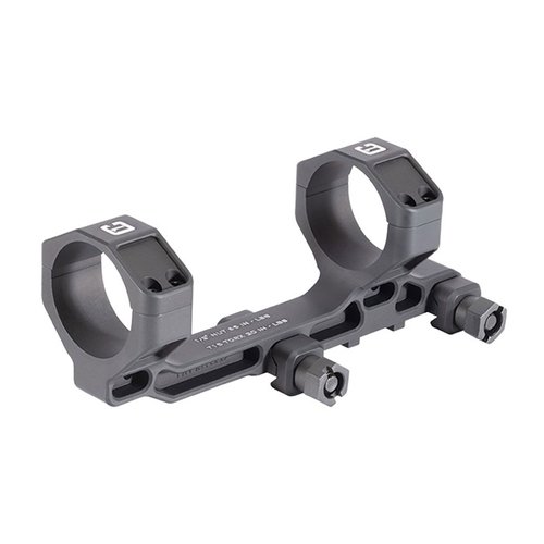 Der Badger Ordnance Condition One Modular Mount maximiert deine Montageoptionen mit 1.70" Offset, ideal für 1/3 Red-Dot und Nachtsichtgeräte.
