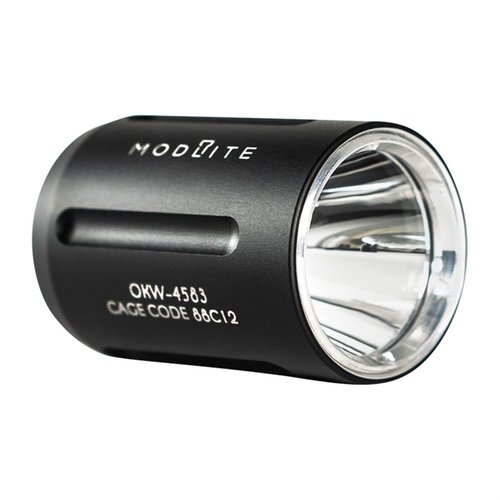 Die OKW Light Head von Modlite bietet mit 680 Lumen und 69.000 Candela eine extrem hohe Reichweite, ideal für präzise Beleuchtung in jeder Situation.