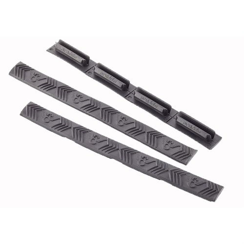 Die M-LOK Rail Covers von Wilson Combat bieten zusätzlichen Grip, sind chemikalien- und hitzebeständig, haben eine aggressive Textur und sind sehr flach.