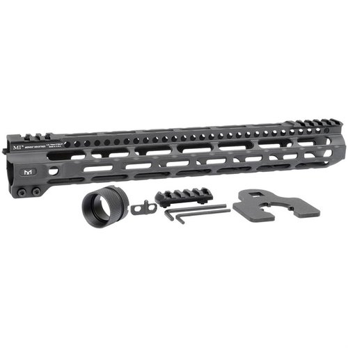 Die AR-15 Lightweight Handguards M-LOK bieten ein superleichtes Design, einfache Installation, robuste Bauweise und sind 100% Made in USA. Ideal für dein Gewehr!