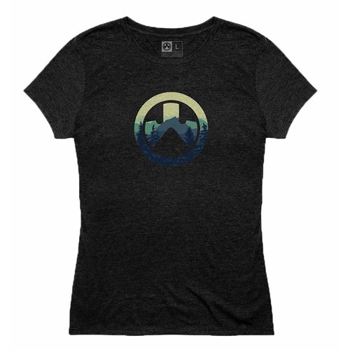 Das MAGPUL Women's Cascade Icon Logo T-Shirt bietet dir Komfort mit einem taglosen Innenlabel, strapazierfähigen Nähten und einem stylischen Design in Charcoal Heather.