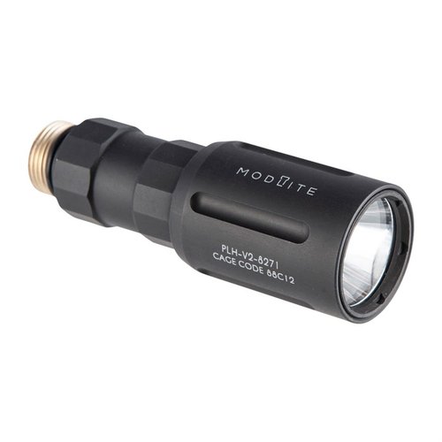 Die Modlite PLHv2 18350 Waffe-Lampe bietet 1350 Lumen, 54.000 Candela, eine hervorragende Balance zwischen Flood und Throw, und ist in den USA gefertigt.