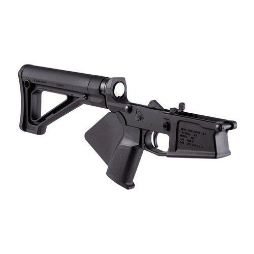 Der Aero Precision M5 Featureless Complete Lower Receiver bietet einen ergonomischen Strike Industries Grip und einen stabilen Magpul MOE Fixed Carbine Stock für optimale Leistung.