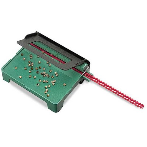 Der APS Strip Loader von RCBS ermöglicht dir, schnell und einfach leere Primerstreifen mit 25 Zündhütchen zu füllen – schneller als mit einem Primer Tube!