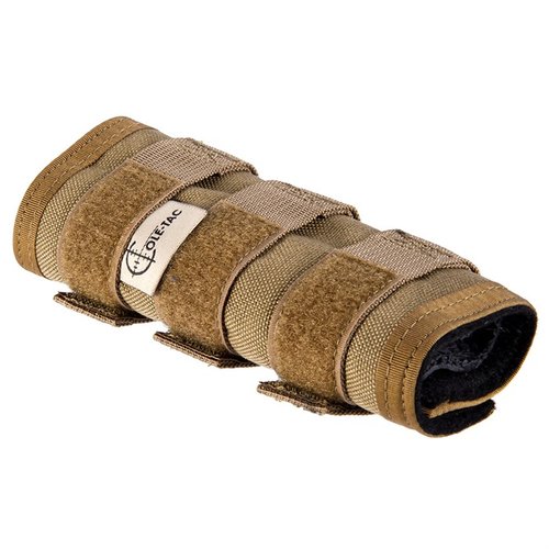 Der HTP Suppressor Cover von Cole-Tac hält Temperaturen bis zu 3000°F stand, ist wasser- und feuerfest und bleibt dank BOA Riemen sicher an Ort und Stelle.