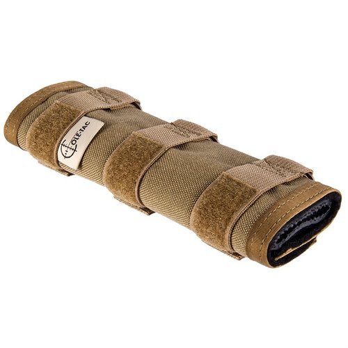 Der Cole-Tac HTP Suppressor Cover hält Temperaturen bis zu 3000°F stand, ist wasser- und feuerfest, und bleibt dank BOA-Riemen sicher an Ort und Stelle.