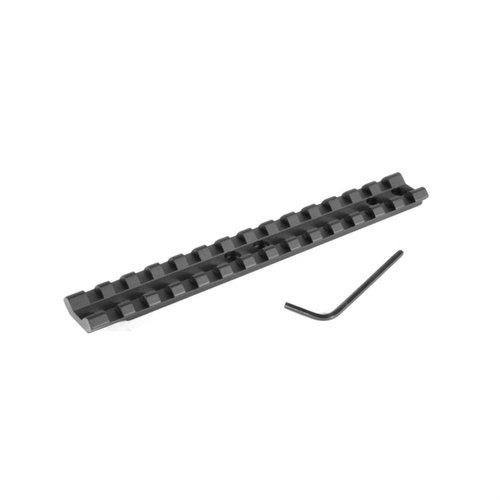 Erweitere deine Mossberg 500, 590, 835, 930, 935 mit einer leichten Picatinny Scope Base, die ohne Bohren montiert wird und flexible Optikoptionen bietet.