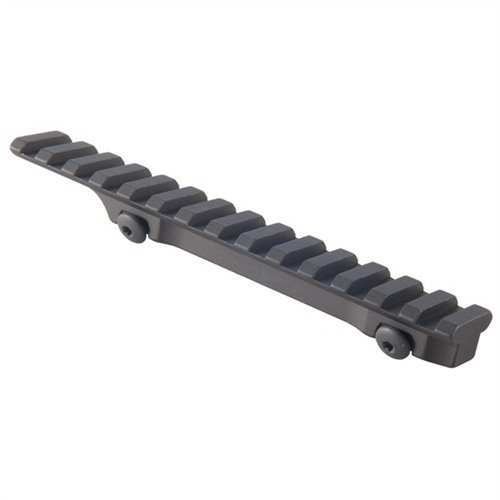 Die GG&G Picatinny Rail Mount für die Ruger Mini-14 ermöglicht eine einfache Montage von Optiken, bietet viel Augenabstand und sorgt für eine bequeme Schafthaltung.