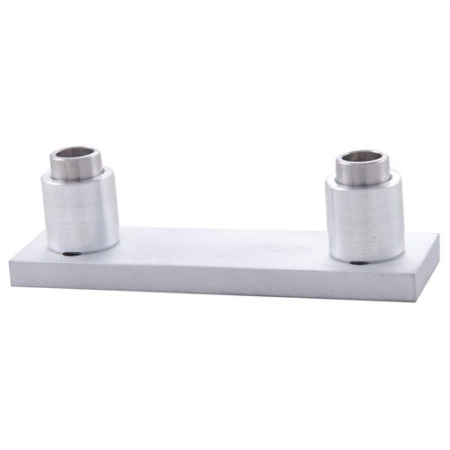 Mit dem #350 Adjustable Comb Hardware kannst du die Kopfposition für jede Art des Schießens perfekt anpassen – vierfach verstellbar für optimalen Komfort.