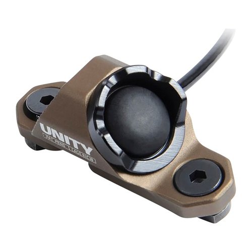 Der Hot Button bietet ergonomische Bedienung durch einen 45-Grad-Winkel, sichere Montage an Picatinny und M-LOK und schützt vor versehentlichem Auslösen.