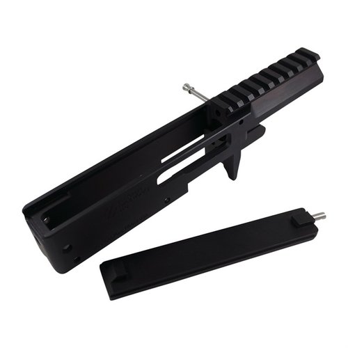 Der OPENTOP 11/22 Stripped Receiver für Ruger® 10/22® ist aus solidem Billet-Aluminium CNC-gefertigt, schwarz eloxiert und ermöglicht eine einfache Demontage ohne Abnehmen des Abzugs.