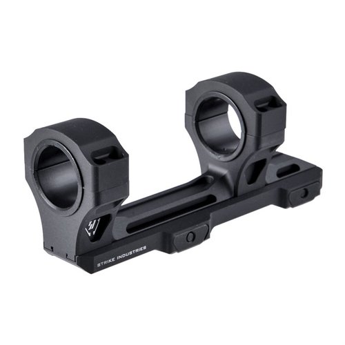 Die Strike Industries Adjustable Scope Mount bietet dir vier einstellbare Positionen für optimale Augenabstände und ist aus leichtem, robustem 7250 Aluminium gefertigt.