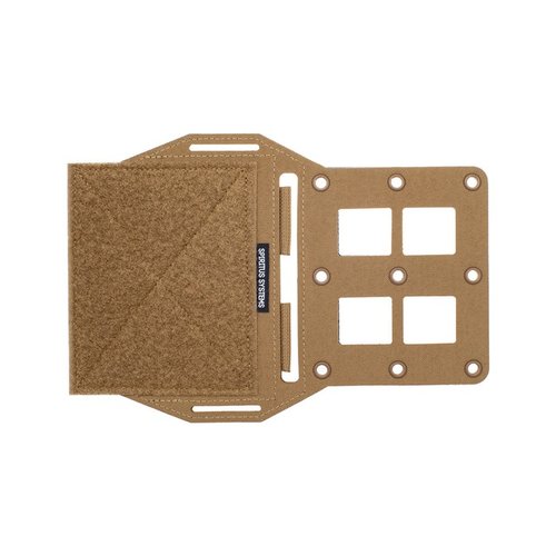 Das MOLLE Expander Wing bietet eine vielseitige Plattform zum Befestigen von Ausrüstung unter dem Cummerbund des LV/119 Plate Carrier, ideal für Knives und Pouches.