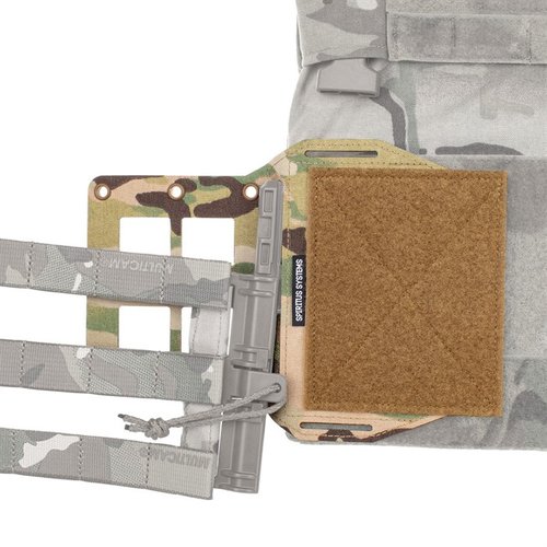 Die MOLLE Expander Wing ist eine vielseitige Plattform zur Montage von Messern und Taschen unter dem Cummerbund des LV/119, kompatibel mit Tubes™.