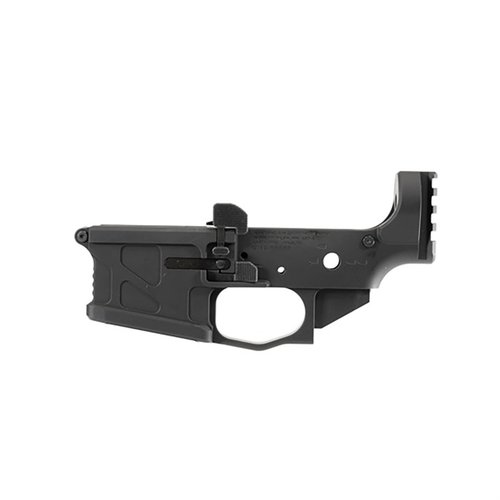 Der UIC-180 Stripped Lower Receiver bietet eine ambidextröse Bedienung, eine robuste Bauweise aus 7000er Serie T6 und ist perfekt für das BRN-180 Upper.