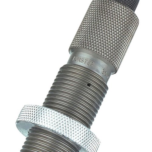 Die Forster Full Length Sizing Dies bieten höchste Präzision und Qualität, mit einem E-Z Out Expander für exakte Ausrichtung der Hülsen und einem feinen Finish.